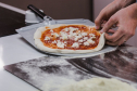 Pizzaspade i aluminium.Hoved: 30x25 cm Håndtag 25 cm